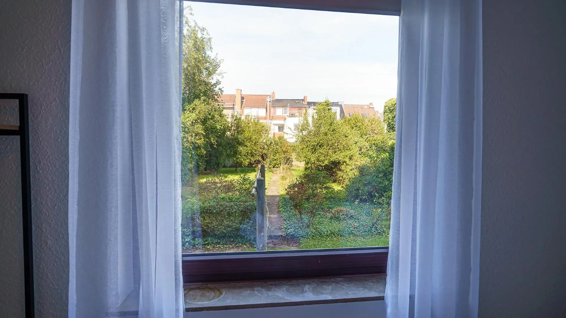 Immostay #8 - Haus Fuer 13 Personen Mit 7 Zimmer - Grosser Garten & Grill, Free Parking, Wlan Bremen